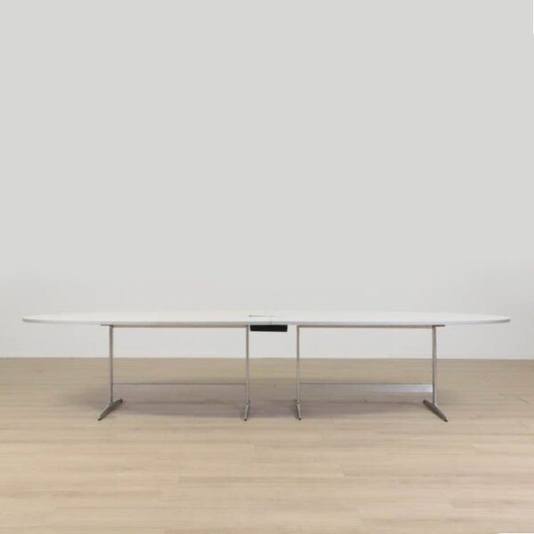 Konferensbord D438